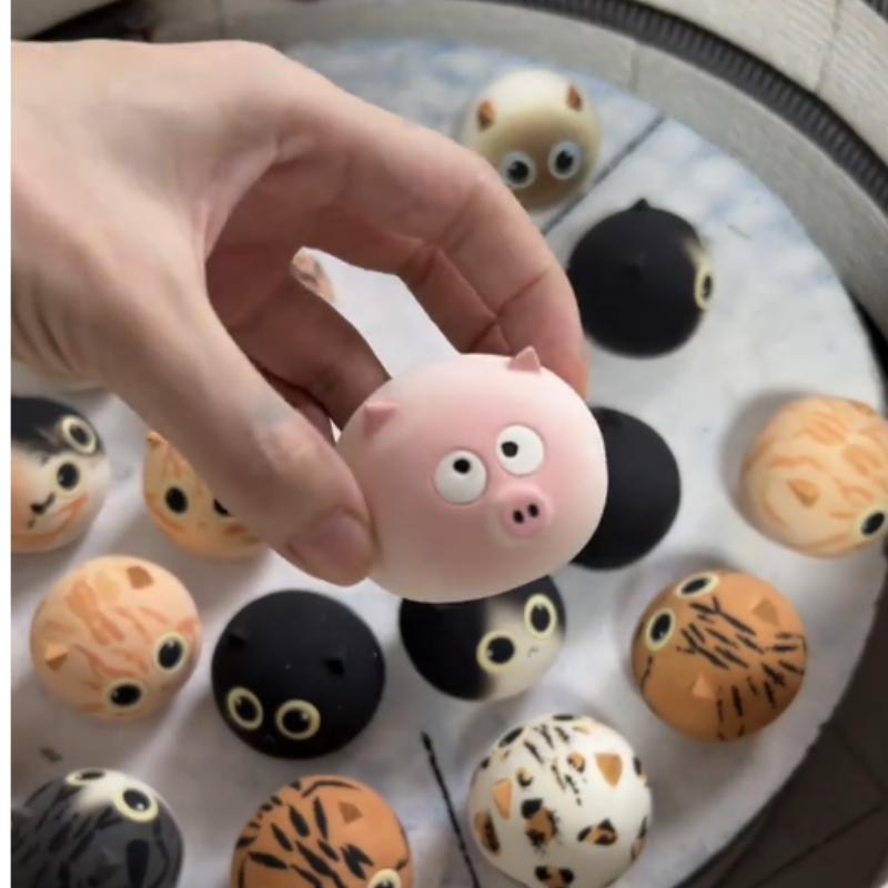 Handmade Jingdezhen Ceramic Cat Figurine