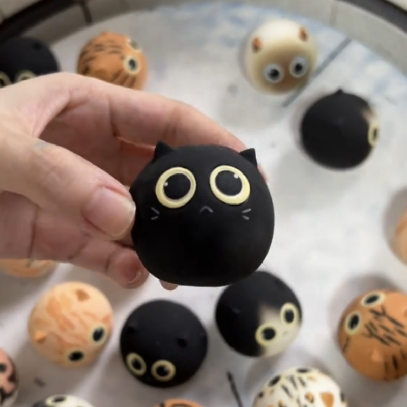 Handmade Jingdezhen Ceramic Cat Figurine